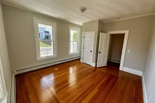 37 Oakes Ave, Southbridge, MA 01550 - Photo 8