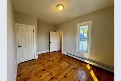 37 Oakes Ave, Southbridge, MA 01550 - Photo 36