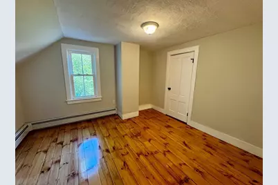 37 Oakes Ave, Southbridge, MA 01550 - Photo 34