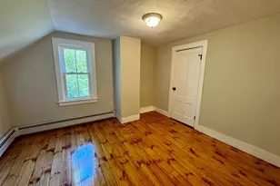 37 Oakes Ave, Southbridge, MA 01550 - Photo 34