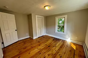 37 Oakes Ave, Southbridge, MA 01550 - Photo 22