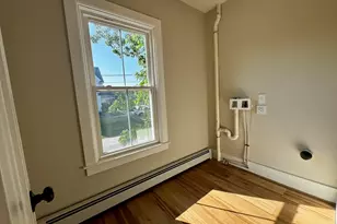 37 Oakes Ave, Southbridge, MA 01550 - Photo 24