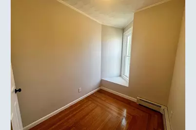 37 Oakes Ave, Southbridge, MA 01550 - Photo 12