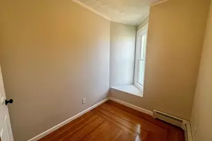 37 Oakes Ave, Southbridge, MA 01550 - Photo 12