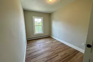 37 Oakes Ave, Southbridge, MA 01550 - Photo 30