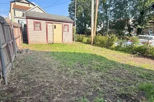 100 Melville St, Fall River, MA 02724 - Photo 14