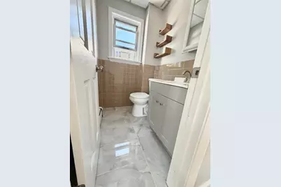 100 Melville St, Fall River, MA 02724 - Photo 4