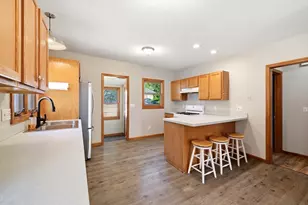 16 Park Pl, East Longmeadow, MA 01028 - Photo 10