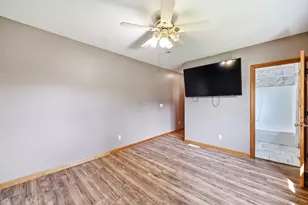 16 Park Pl, East Longmeadow, MA 01028 - Photo 20