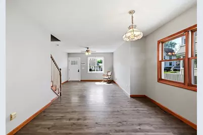 16 Park Pl, East Longmeadow, MA 01028 - Photo 8