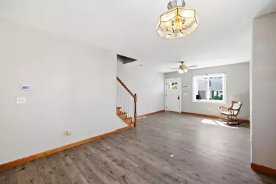 16 Park Pl, East Longmeadow, MA 01028 - Photo 6