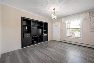 352 Daniels St, Fitchburg, MA 01420 - Photo 12
