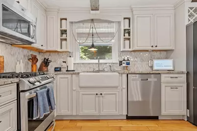123 Houde St, Marlborough, MA 01752 - Photo 6