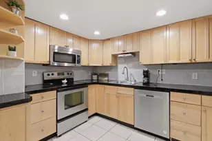 10 Hazelwood Ave, Dracut, MA 01826 - Photo 1