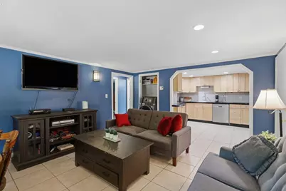 10 Hazelwood Ave #2, Dracut, MA 01826 - Photo 6