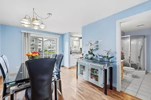 37 Grammont Rd, Worcester, MA 01607 - Photo 8