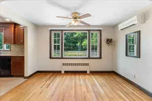 23 Meadowbrook Rd, Raynham, MA 02767 - Photo 8