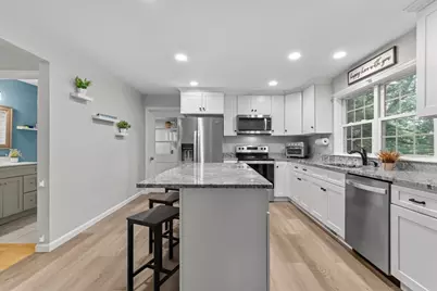 11 Mendon Road, Northbridge, MA 01534 - Photo 4