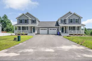 42 Terraceview, Hudson, NH 03051 - Photo 2