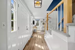 22 Morningside Dr, Rockland, MA 02370 - Photo 2