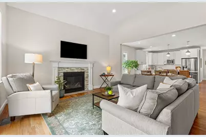 72D Hummingbird Ln #72D, Groton, MA 01450 - Photo 8