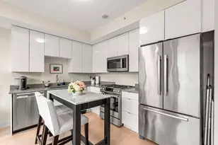 121 Portland St, Boston, MA 02114 - Photo 10