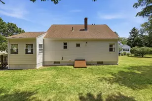 2 Douglas, Lowell, MA 01852 - Photo 22