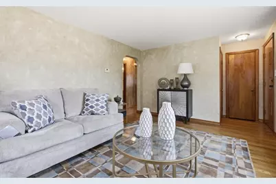2 Douglas, Lowell, MA 01852 - Photo 8
