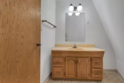 243 Oak St, Holliston, MA 01746 - Photo 26