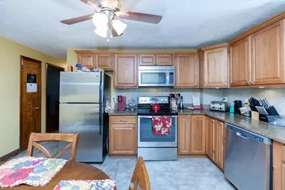 520 Jackson St, Methuen, MA 01844 - Photo 12
