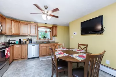 520 Jackson St, Methuen, MA 01844 - Photo 10