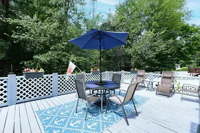 520 Jackson St, Methuen, MA 01844 - Photo 28