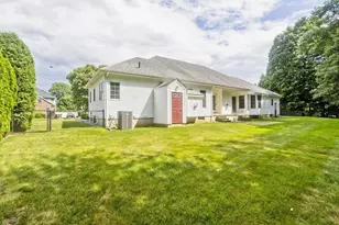 15 Avalon Pl, Agawam, MA 01030 - Photo 26
