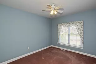 15 Avalon Pl, Agawam, MA 01030 - Photo 20