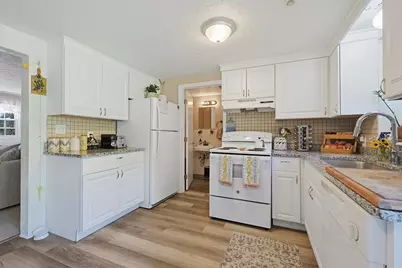 2 Mathurin Rd, Plainville, MA 02762 - Photo 18