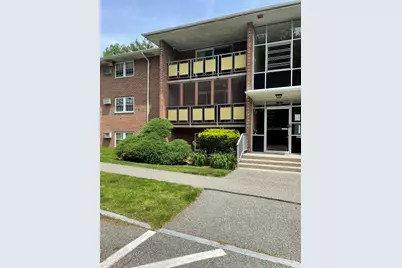 206 Rock St #M5, Norwood, MA 02062 - Photo 1