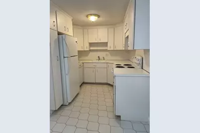 206 Rock St #M5, Norwood, MA 02062 - Photo 2