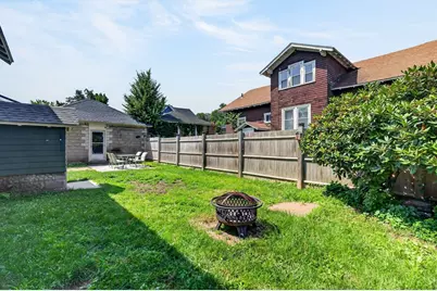 274 Clarendon St, Fitchburg, MA 01420 - Photo 24