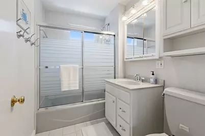 15 Greenleaf Ave, Medford, MA 02155 - Photo 18