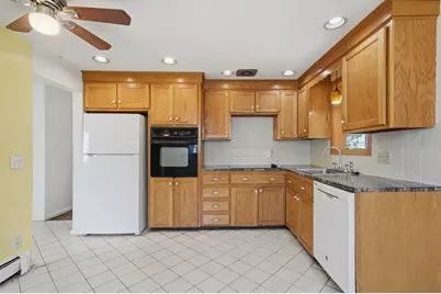 12 Bennett Rd, Watertown, MA 02472 - Photo 6