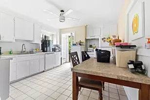 50 Bradford St, Everett, MA 02149 - Photo 20