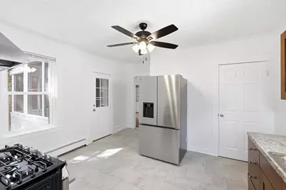46 Arlington St, Lowell, MA 01854 - Photo 18