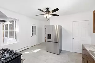 46 Arlington St, Lowell, MA 01854 - Photo 18