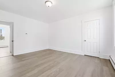 46 Arlington St, Lowell, MA 01854 - Photo 24