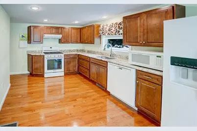 4 Mill Rd, Chelmsford, MA 01824 - Photo 20