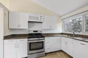 9 Peacock Farm Rd, Lexington, MA 02421 - Photo 6