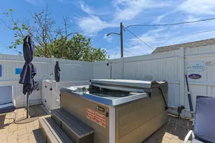 15 Cottage St, Provincetown, MA 02657 - Photo 18