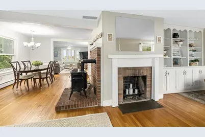 17 Hartz St, Gloucester, MA 01930 - Photo 2