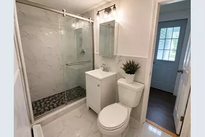 42 Pakachoag St, Auburn, MA 01501 - Photo 12