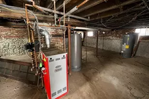42 Pakachoag St, Auburn, MA 01501 - Photo 16